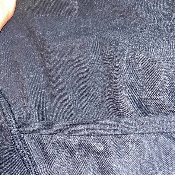 Lululemon tank size 2 - Picture 4 of 9